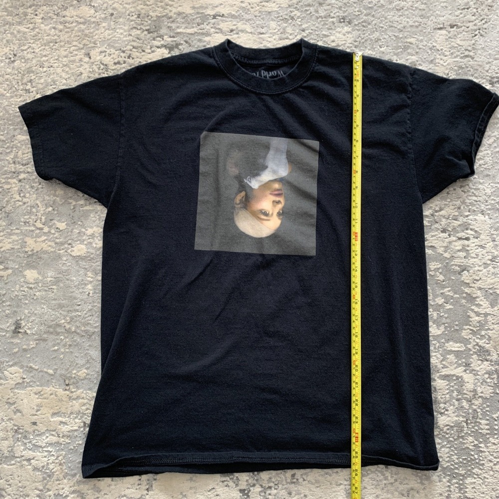 Ariana Grande Sweetner Tour Black T Shirt Sz L Cotton Upside Down